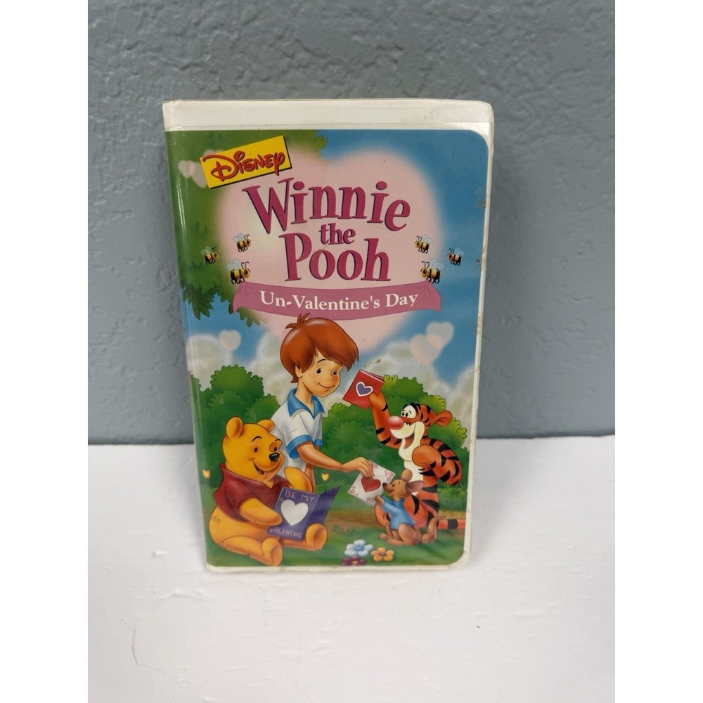 Winnie the Pooh: Un-Valentines Day & Three Little Piglets (VHS 1995) Waly Disney